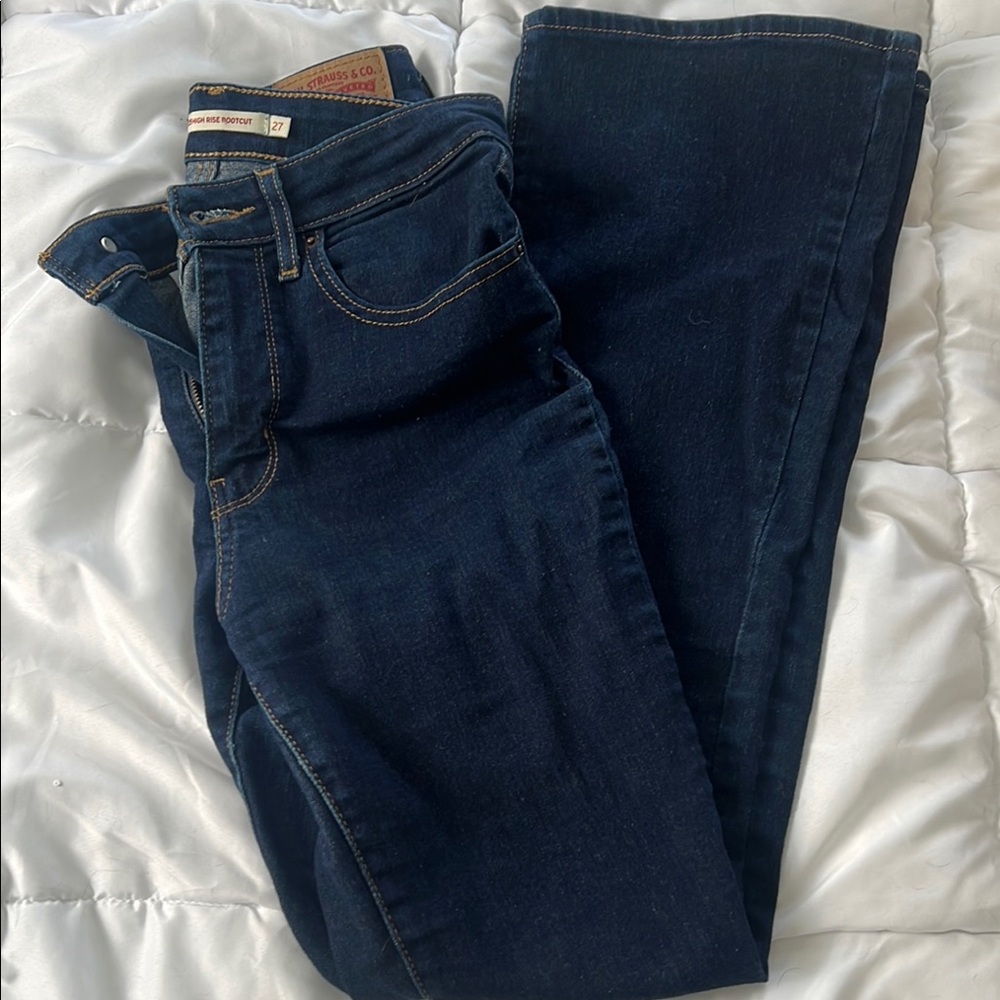 Levi’s Highrise bootcut
